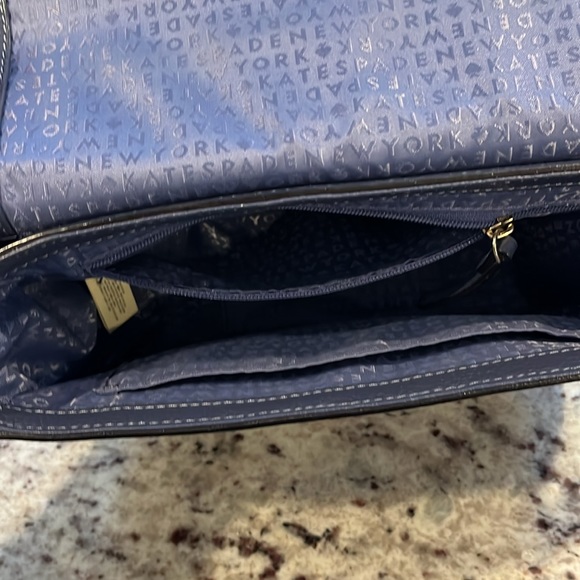 Kate Spade Crossbody, Blue, practically new - Picture 9 of 11